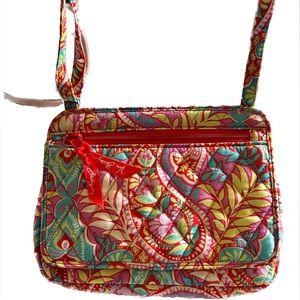 EUC Vera Bradley Multicolored Floral Quilted Crossbody